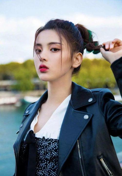 乔欣杨紫吃瓜娱乐圈,豪门梦与事业心交织